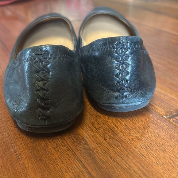 Lucky Brand Flats - Picture 2 of 3